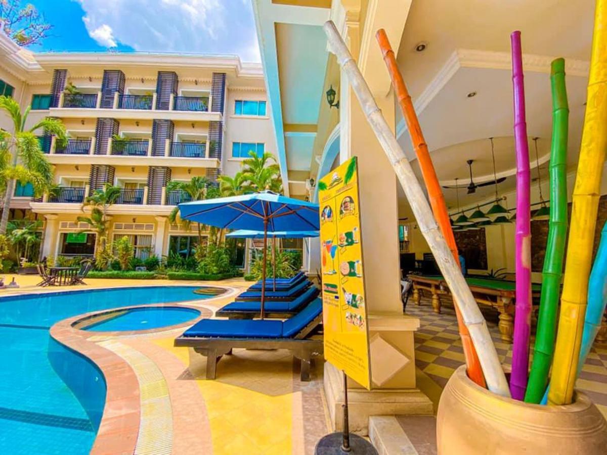 Angkor Holiday Hotel Сиемрип Экстерьер фото